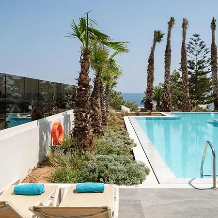فندق Kakkos Bay And