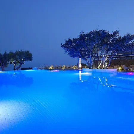 Kakkos Bay And فندق